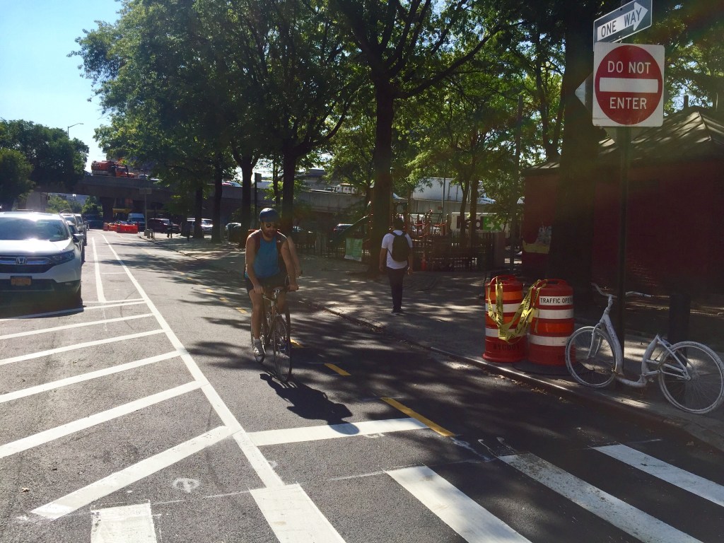 Eyes on the Street: A Safer Biking Connection to the Williamsburg Bridge