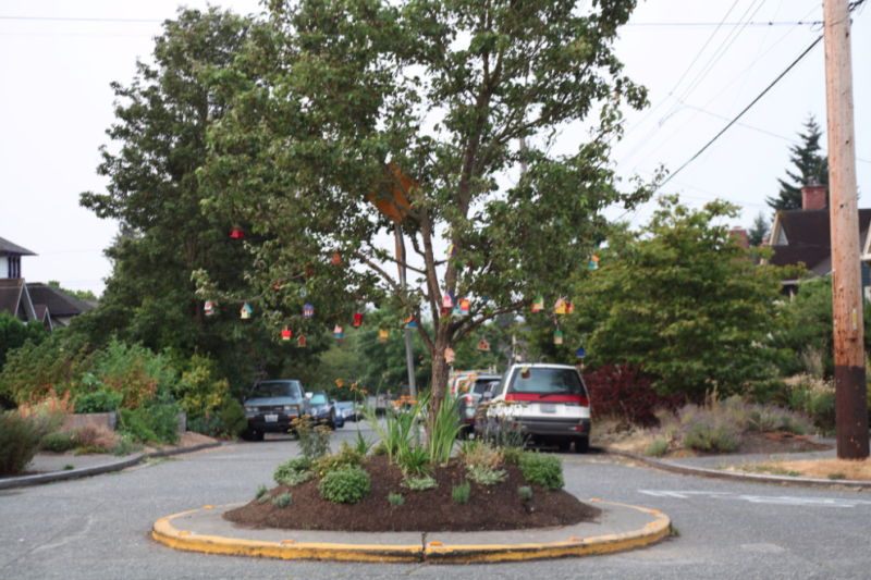 Seattle’s Playful Traffic Circles Tame Neighborhood Streets
