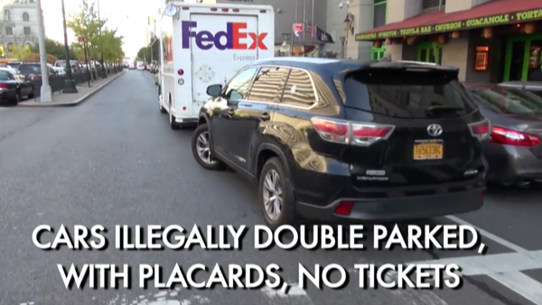 No Evidence of de Blasio’s Placard “Crackdown” on Adams Street in Downtown Brooklyn