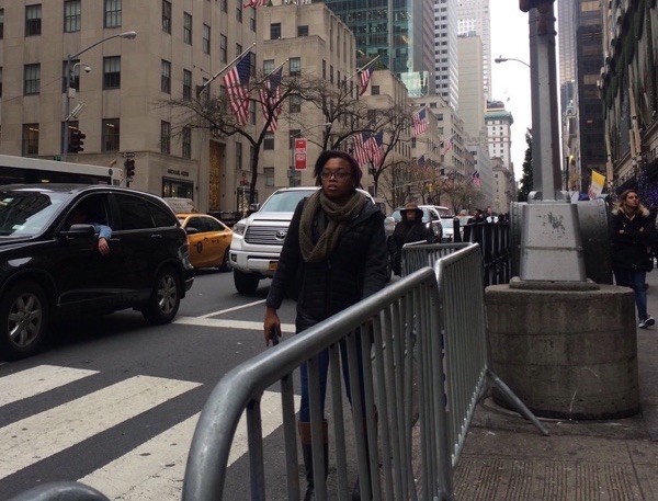 NYPD Is Making Midtown Sidewalks an Obstacle Course — Where’s de Blasio?