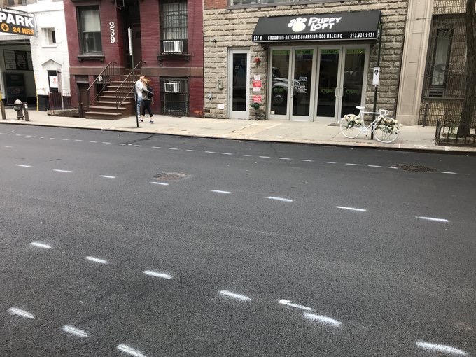 Eyes on the Street: Start the Countdown for Midtown’s Crosstown Protected Bike Lanes