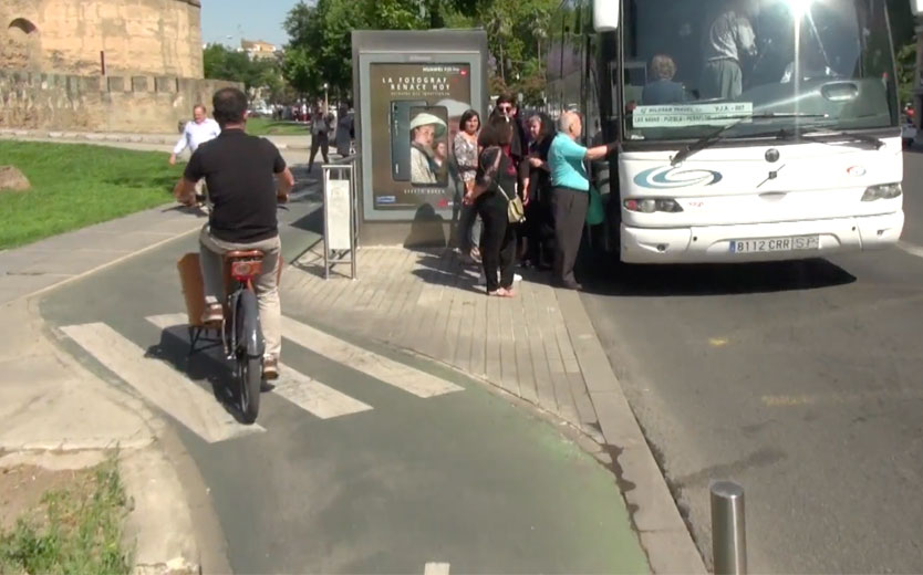How Seville Handles Where Bus Stops and Protected Bike Lanes Meet