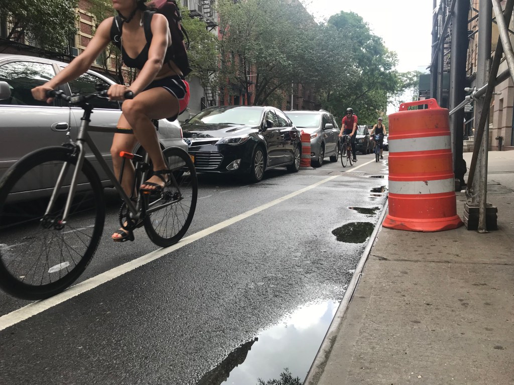 Ride On! Bike Lanes on 26th and 29th Streets in Manhattan Are (Mostly) Open For Business