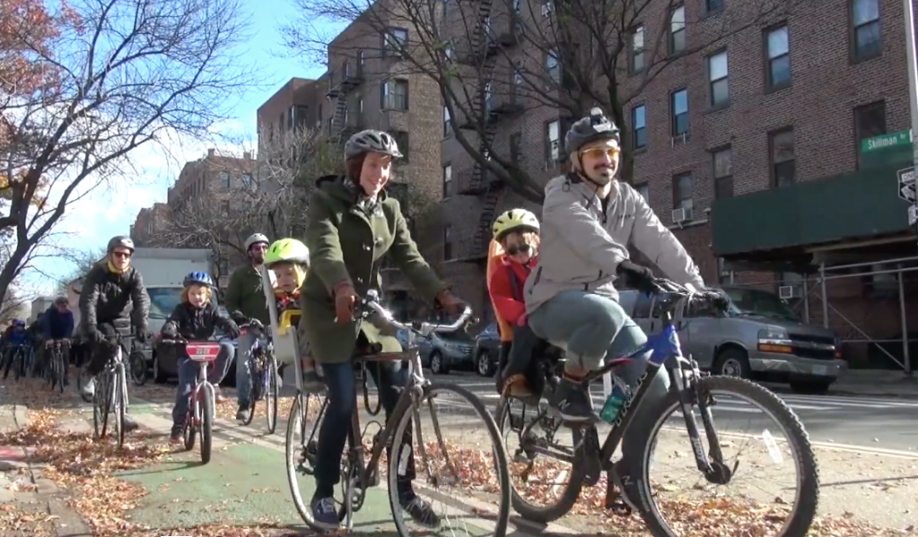Hundreds Enjoy Sunnyside Bike Lanes As NIMBYs Lie Twice and Plot Their Next Move