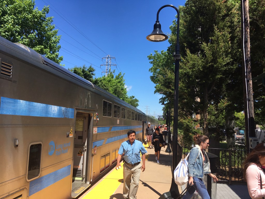 Payroll Tax Hike to Save MTA May Completely Exclude New York’s Transit-Rich Suburbs