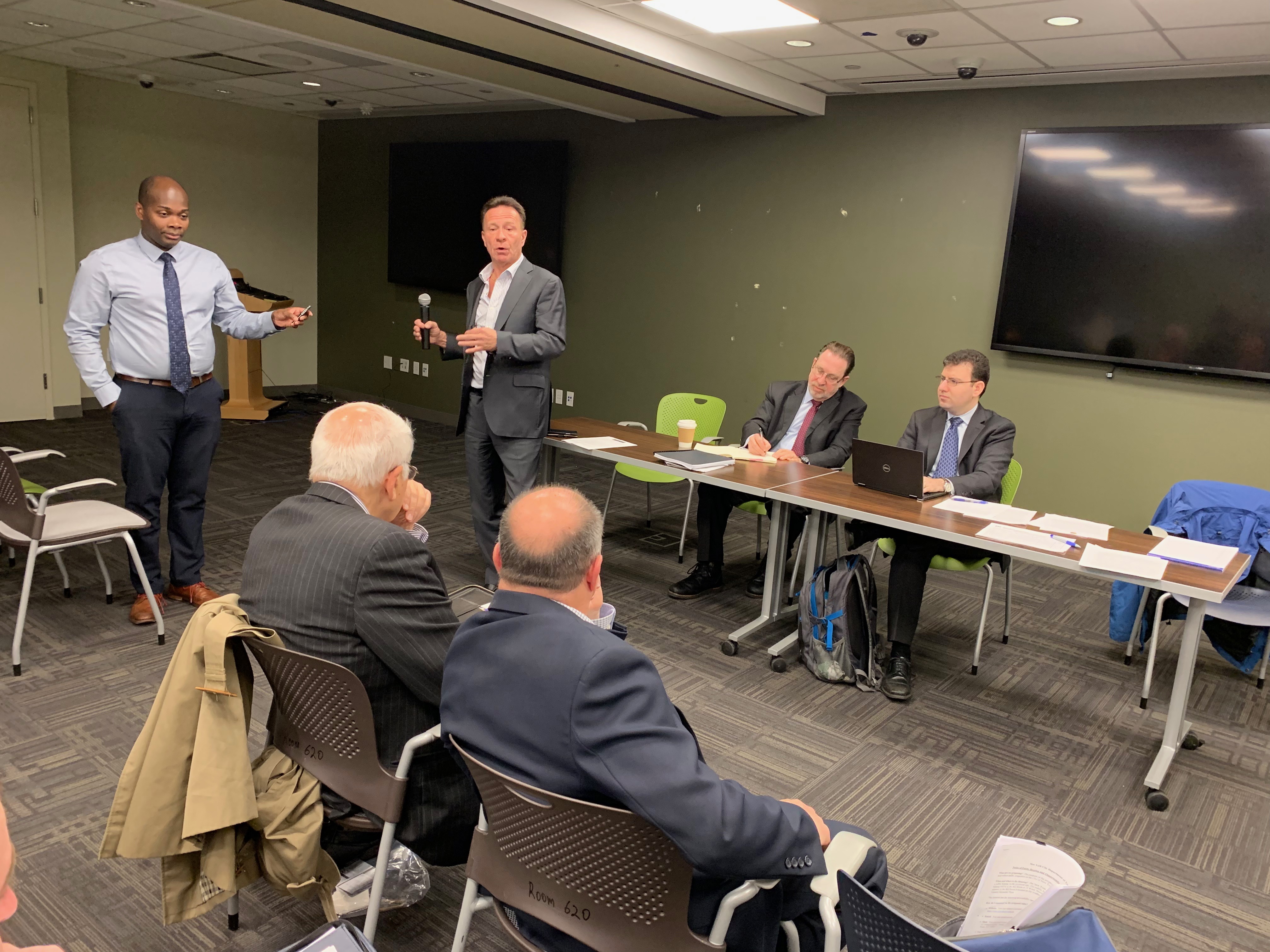 New York Trucking and Delivery Association CEO Ken Thorpe testifying at Wednesday's rules hearing. Photo: David Meyer