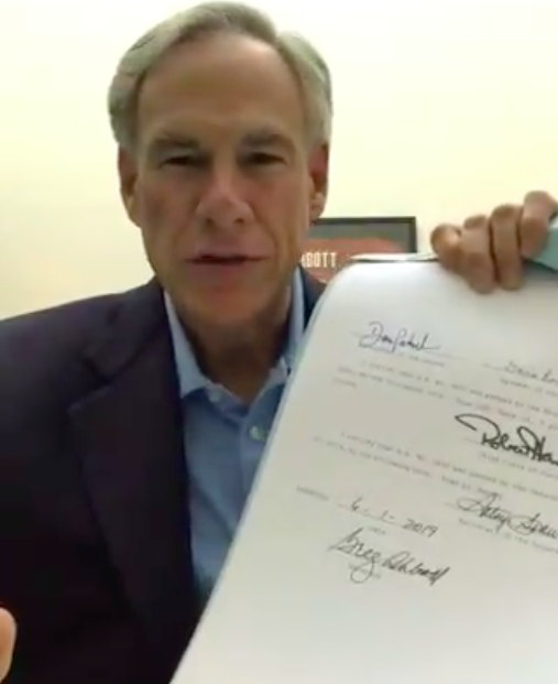 Texas Gov. Makes Life-Saving Red Light Cameras Illegal