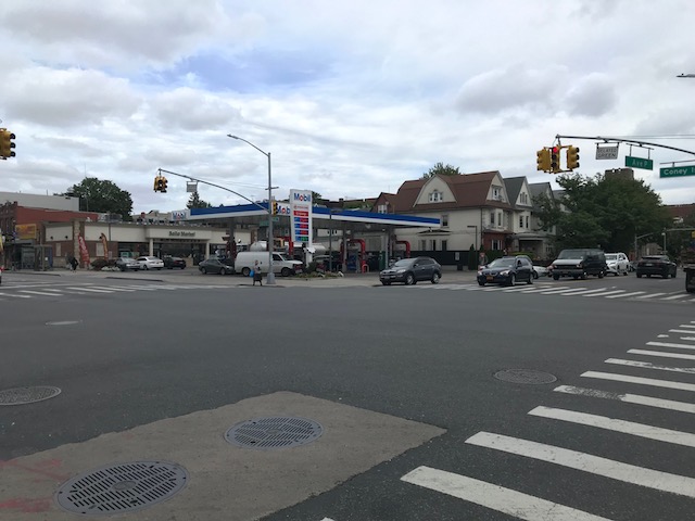 Coney Island Avenue and Avenue P, a wide open expanse for drivers. Photo by Dave Colon