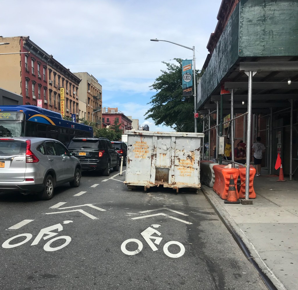 Experts: Fix the Grand Street Bike Lane or Just Scrap It and Start Over! 