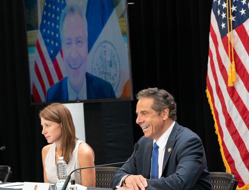 Feds Recommend More Driving — And de Blasio and Cuomo Shrug Off the Carpocalyse
