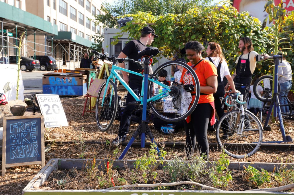 Red Hook Gets An Outdoor Bike Co-Op Starting This Weekend