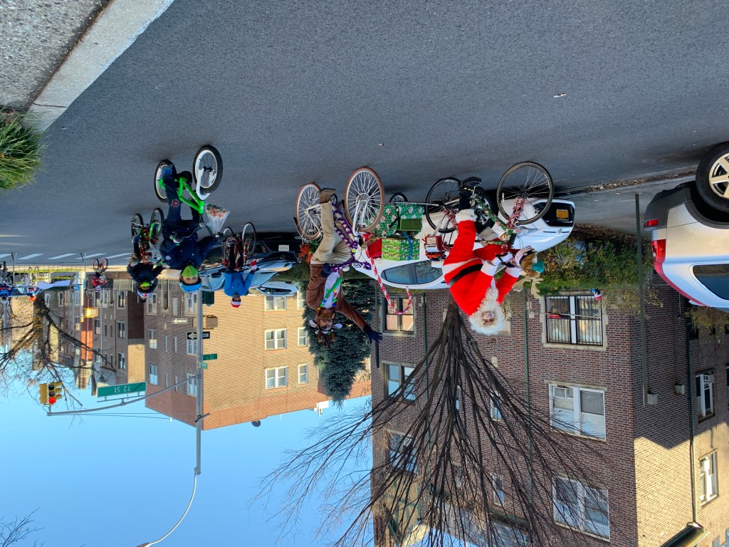 Friday’s Headlines: Merry Christmas Edition