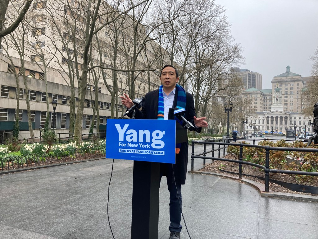 Yang Unveils Placard Abuse Crackdown Plan as Adams Calls the Corruption a ‘New Paltz’ Issue