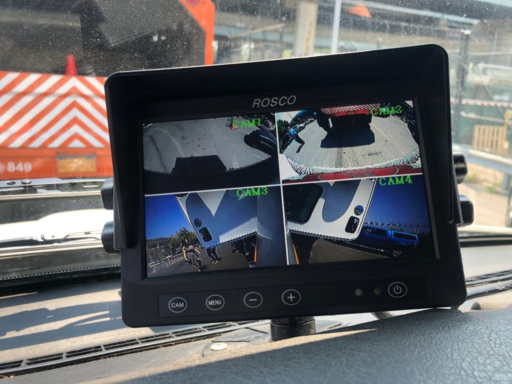 City Shows Off Trucks and Buses With Surround-View Cameras