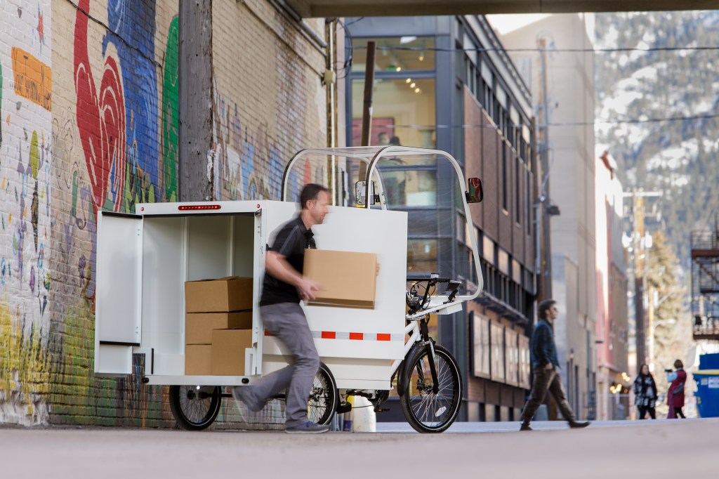V-DAY SPECIAL: Bigger Cargo Bikes and Last-Mile Warehouse Regulation is a Match Made In Heaven