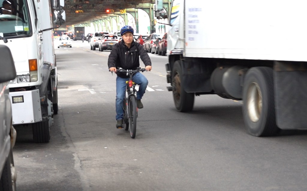 Upper West Side Panel Sees E-Bikes as the Threat — But de Blasio Disagrees