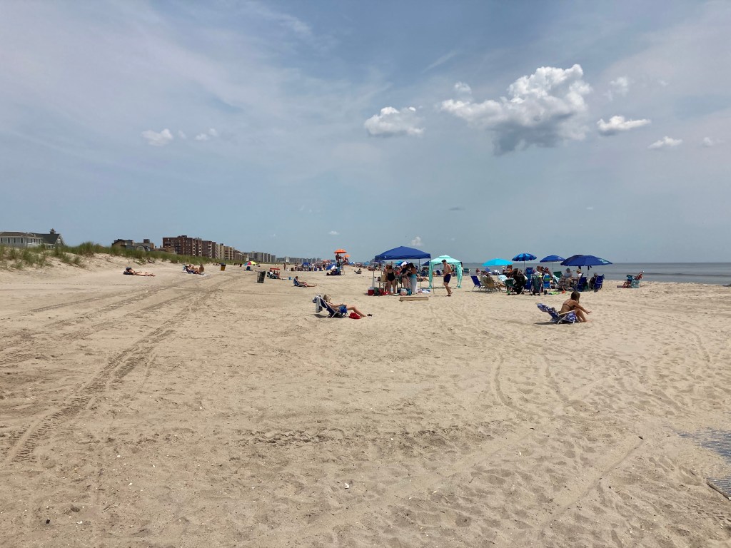 Residents of Rockaways Enclave Oppose Better Access To Their ‘Semi-Private’ Public Beach 
