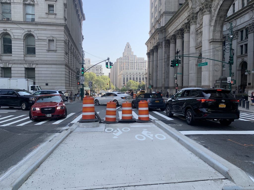 Will New Brooklyn Bridge Bike Path Also Reform a Notorious Placard Zone?