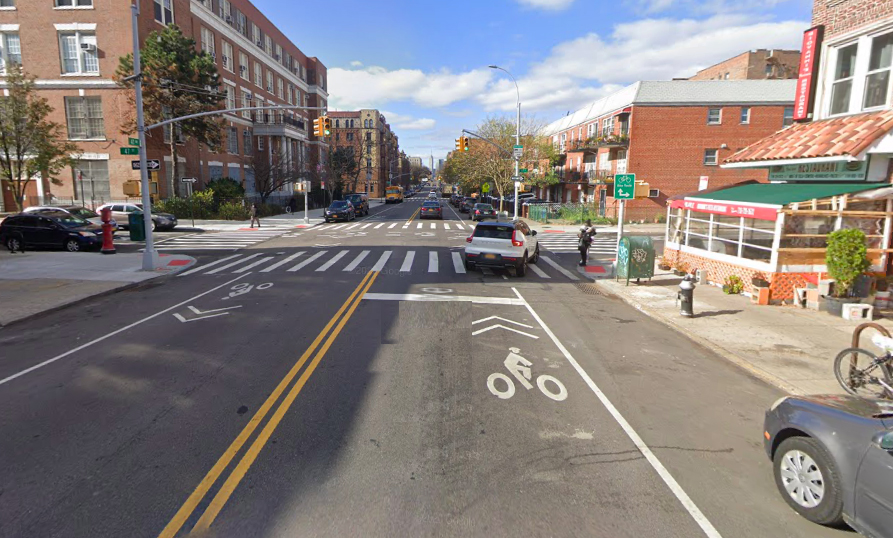 Cyclist Killed By Unlicensed Truck Driver in Queens: Cops