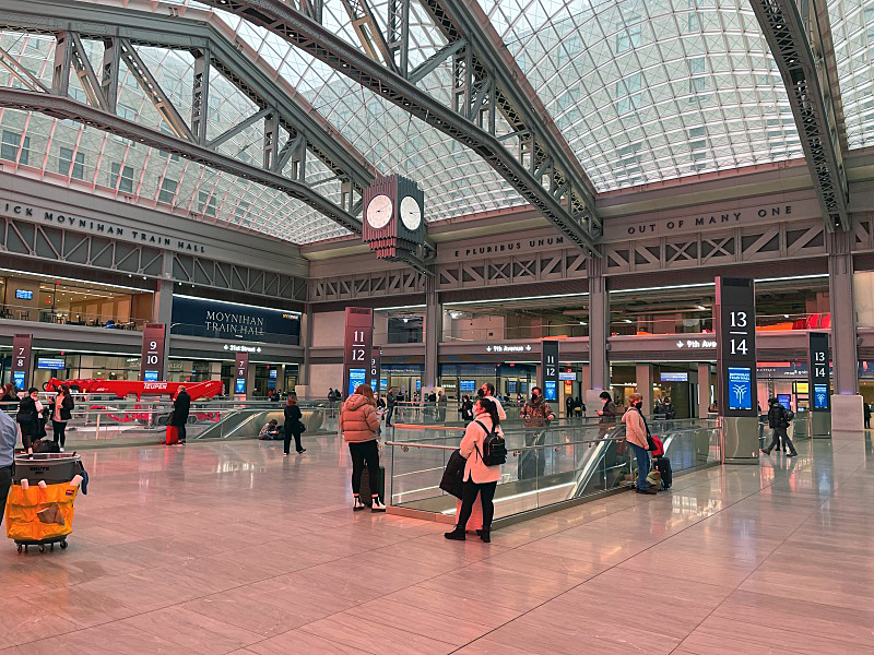 STANDING ORDER: Legislators Demand Public Seating at the Moynihan Train Hall