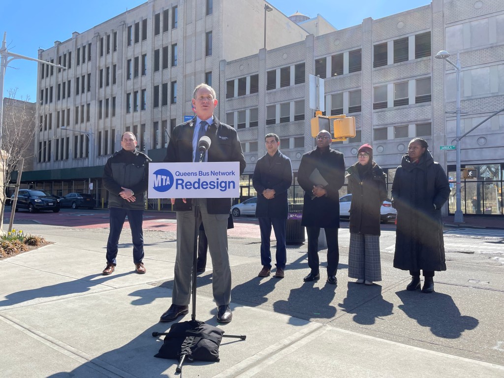 Chastened MTA Tries to Redesign the Queens Bus Network, Again