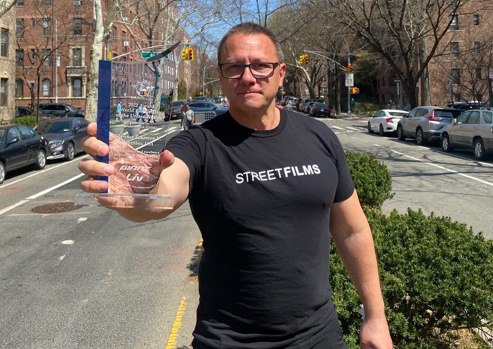 Monday’s Headlines: An Award from the Freakin’ U.N. Edition