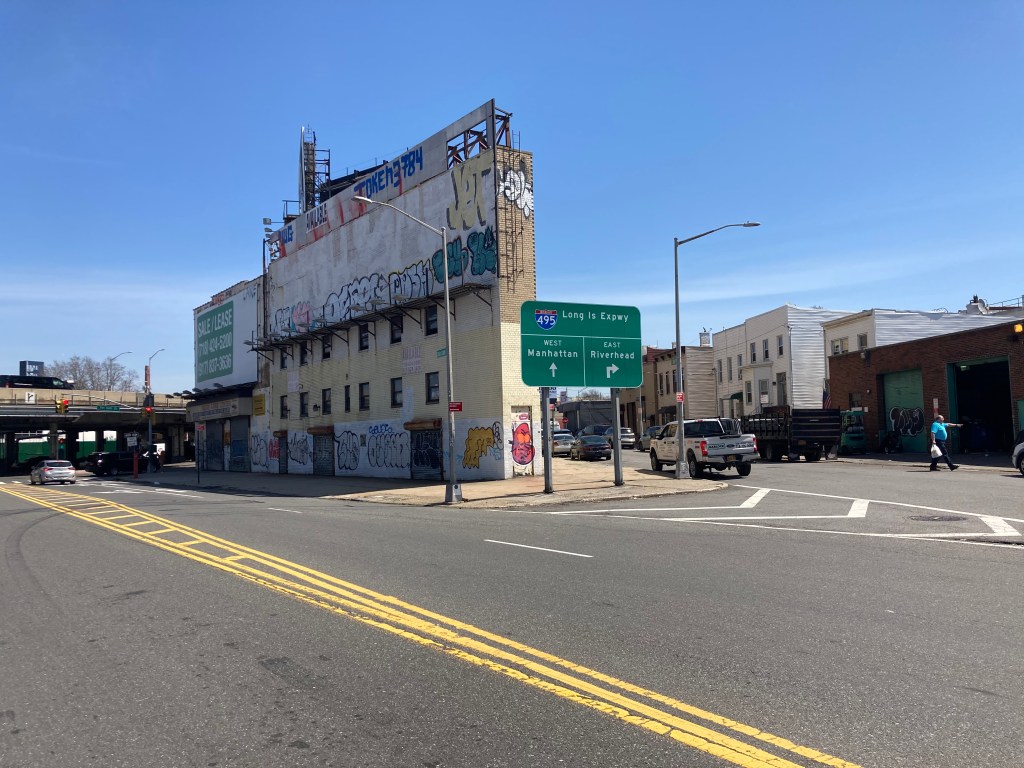 Eyes on the Street: Welcome to Blissville, Queens 