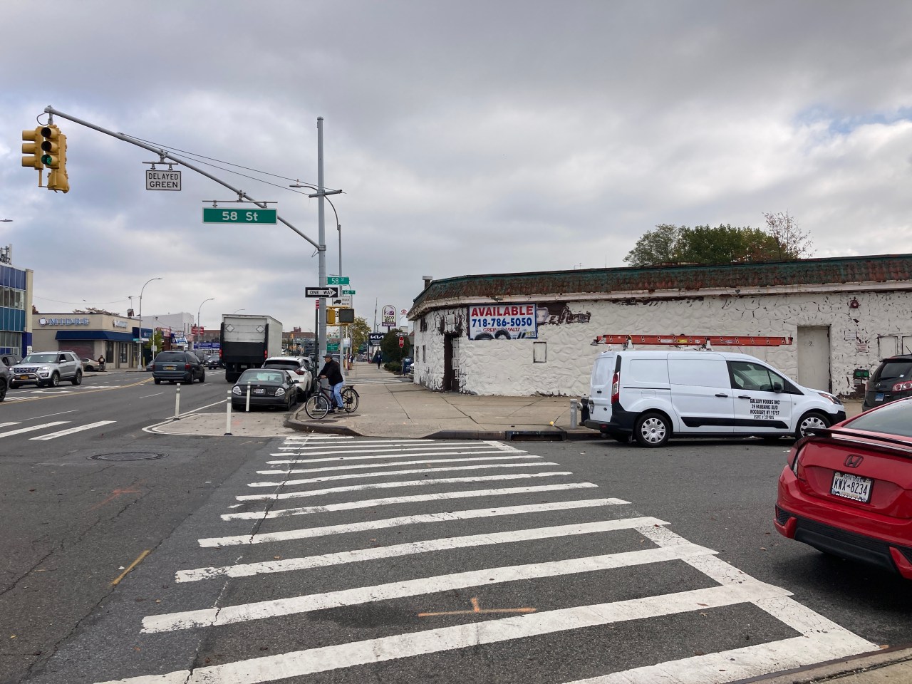 The site a developer wants to turn into a Lincoln car dealership. Photo: Julianne Cuba
