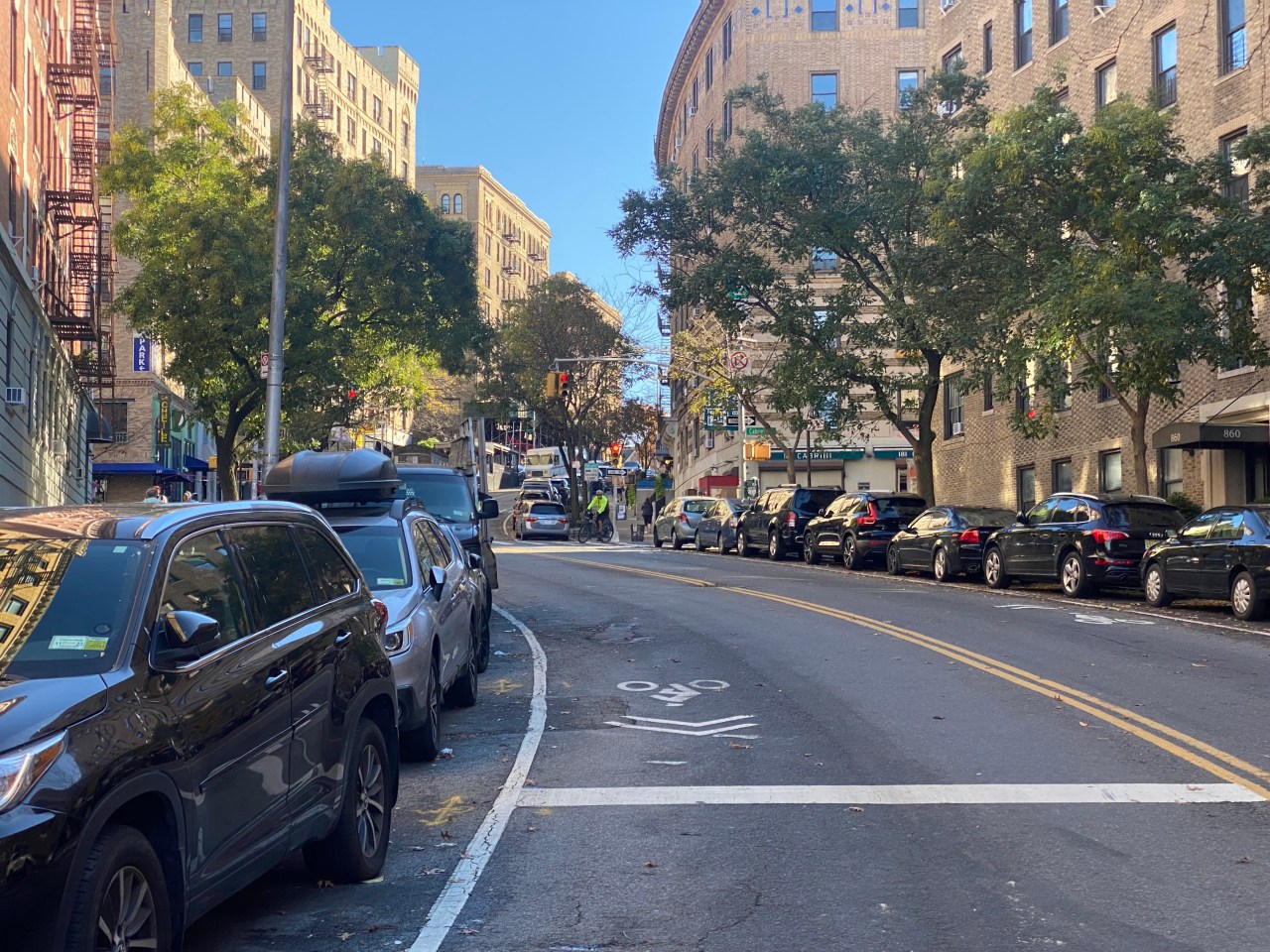 The steep and windy road: Cyclists will have to hit the lowest gears to make it up W. 181st Street. Photo: Kevin Duggan