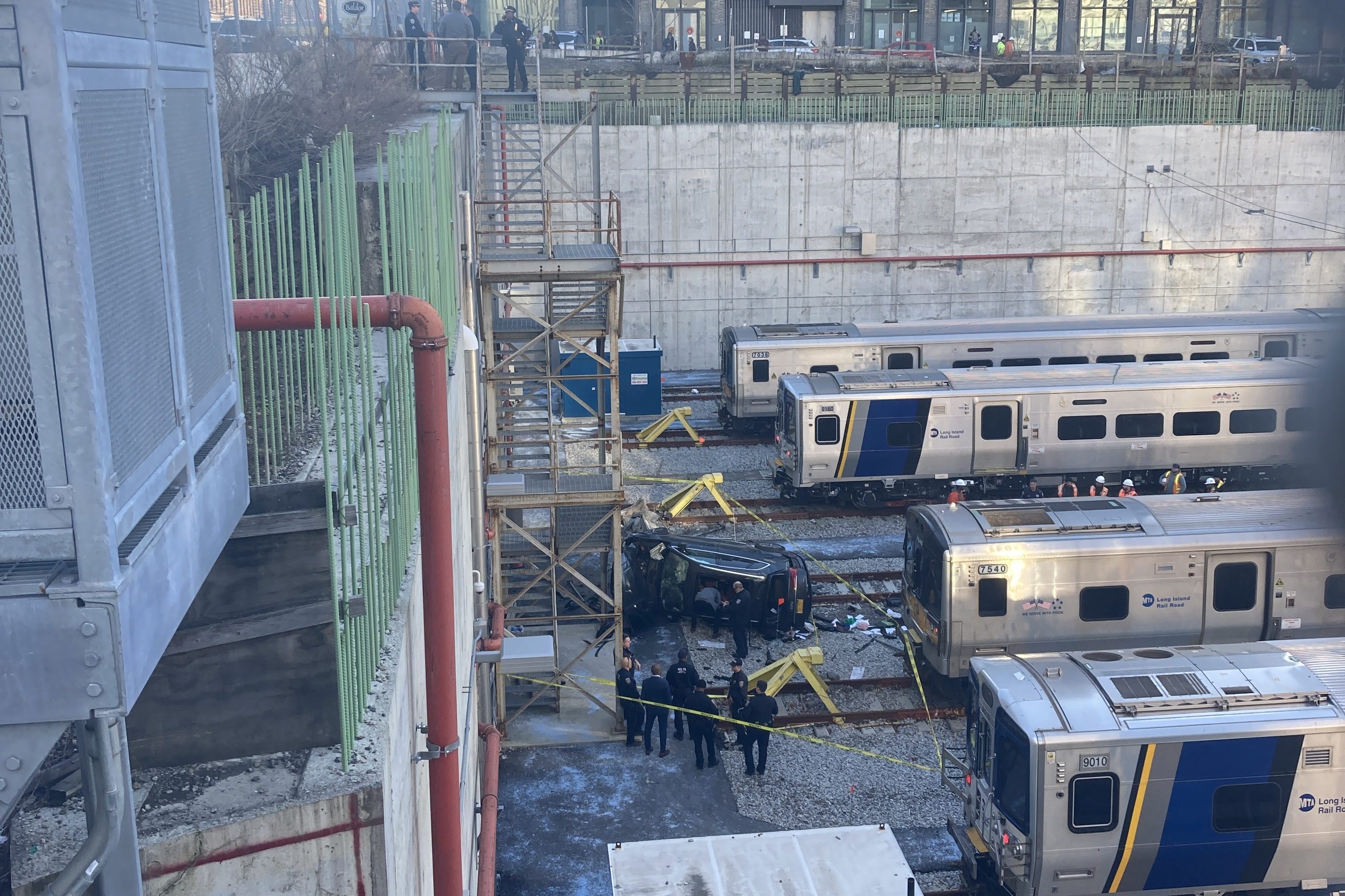 SUV Plummets onto LIRR Tracks in Brooklyn, Killing One - Streetsblog ...