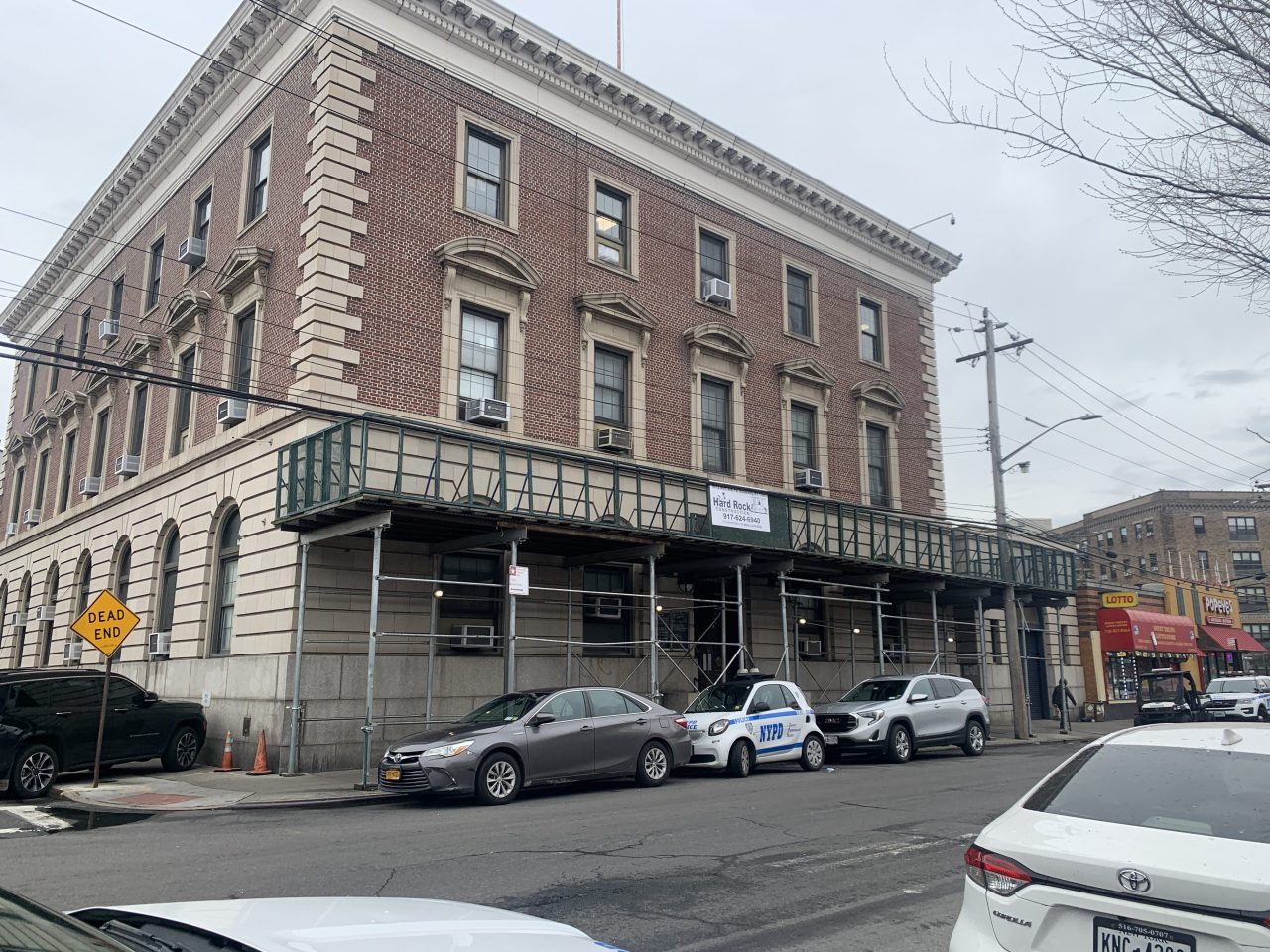 The 101st precinct house is on busy Mott Avenue in Far Rockaway.