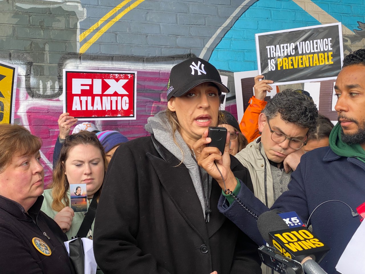 Harris's friend Katherine Ballacqua read out a letter from her late friend's boyfriend. Photo: Kevin Duggan