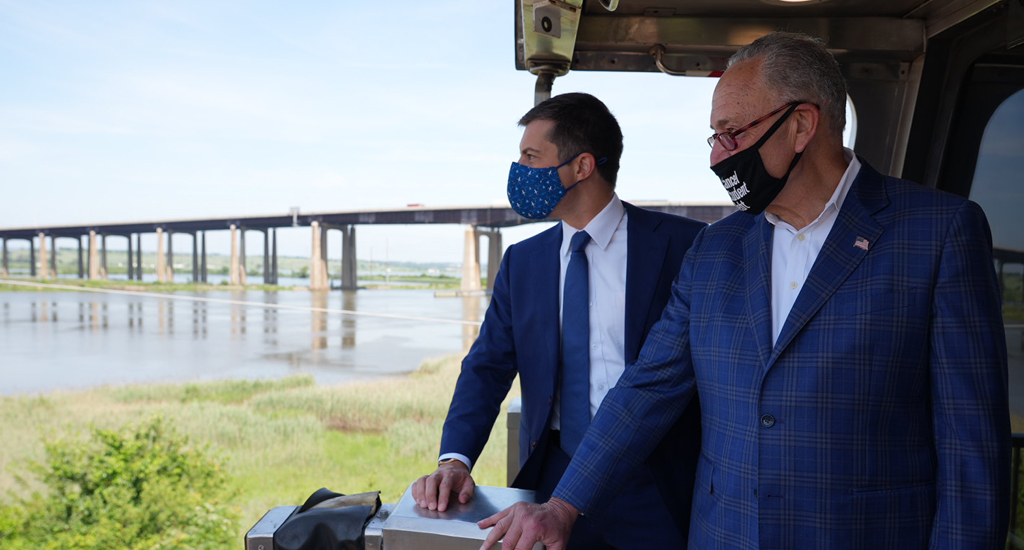 Friday’s Headlines: Gateway Tunnel Funding Edition