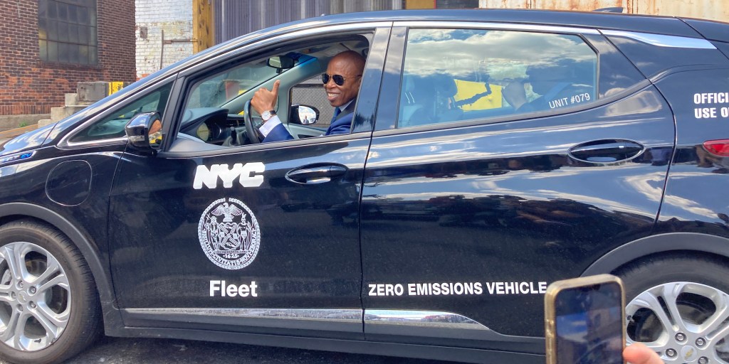 Thursday’s Headlines: Fleet Week Edition