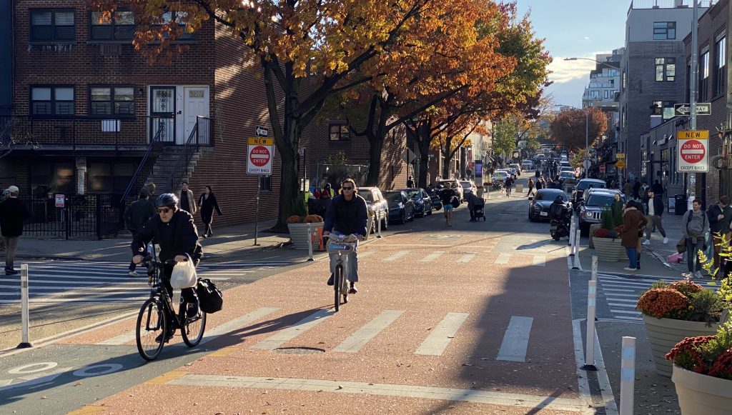 EYES ON THE STREET: Berry Street Bike Boulevard Is a Model for Low-Traffic Streets