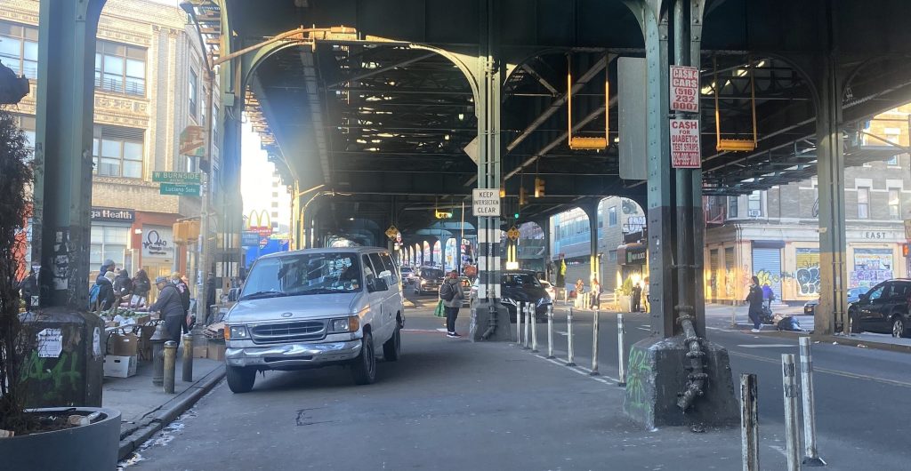 Daylight Again: Bronx Community Board Backs Parking Ban at Intersections