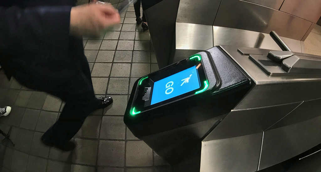 MTA Demotes OMNY Contractor Cubic In Hopes of Speeding Up Commuter Rail Fare Integration