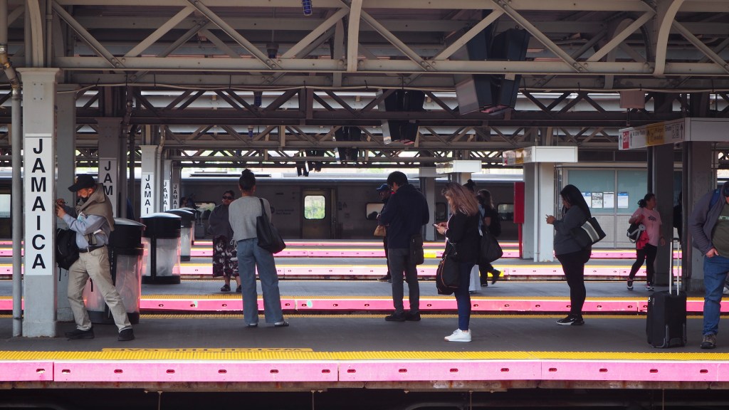 ‘Late’ Island Rail Road: LIRR On-Time Stats Obscure Rider Fury at Thousands of Blown Connections