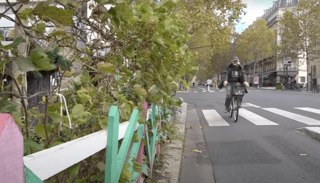 Thursday’s Headlines: Paris is a Lot Cooler than NYC Edition