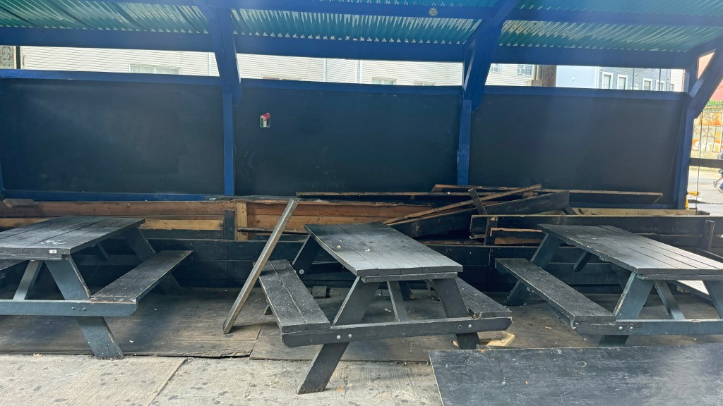 Wednesday’s Headlines: Outdoor Dining Down Edition