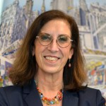 Photo of Lisa Daglian