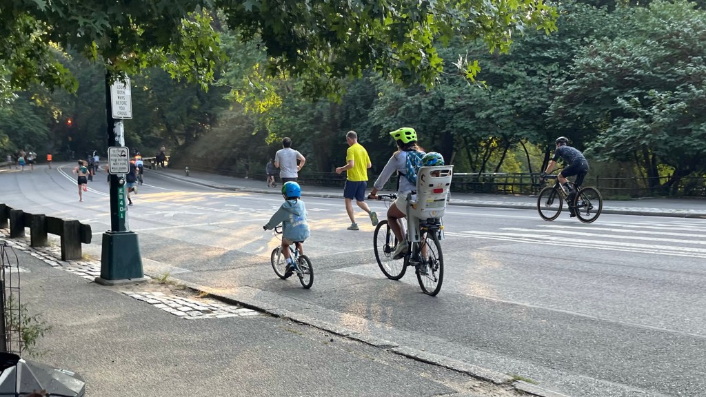 Opinion: Unlock Central Park’s Shared Path to Get Kids Biking to School