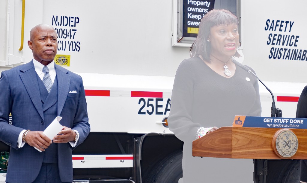 Monday’s Headlines: Na Na Na Na, Hey Hey Hey Edition