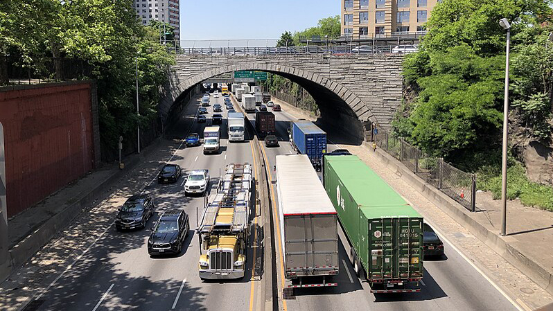 Gridlock Sam: Trucks Aren’t Rerouting into the Bronx or Staten Island to Avoid Congestion Pricing