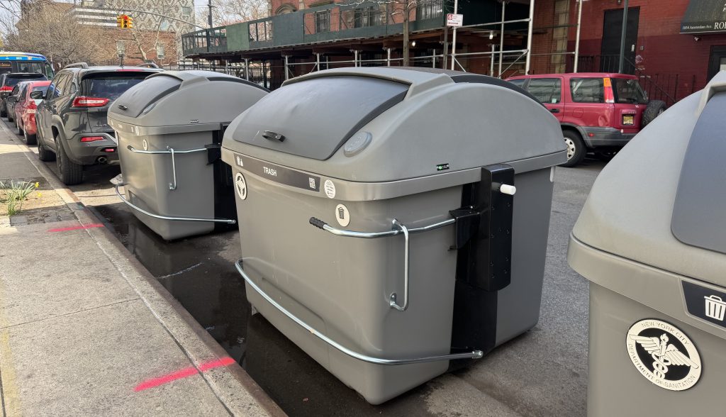 Sanitation Will Let Smaller Buildings Share Curbside Containers