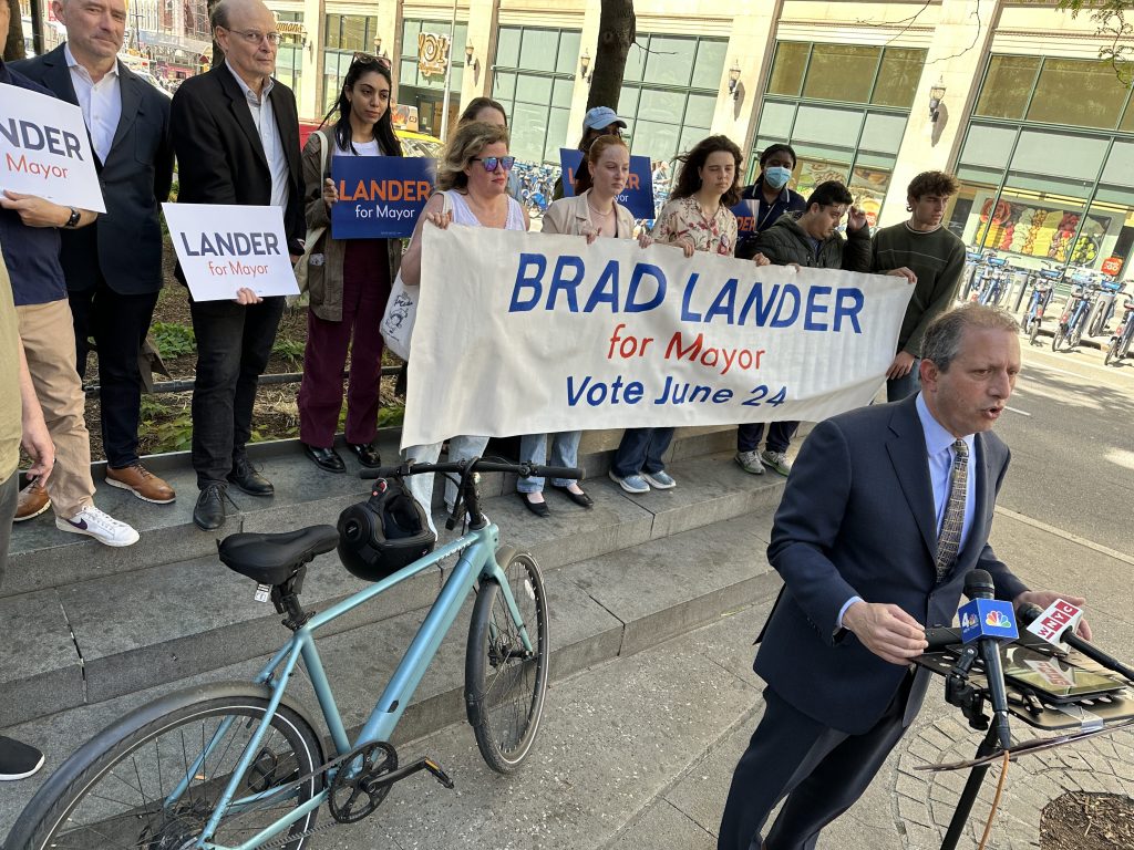 Thursday’s Headlines: Lander With a Transit Plan Edition