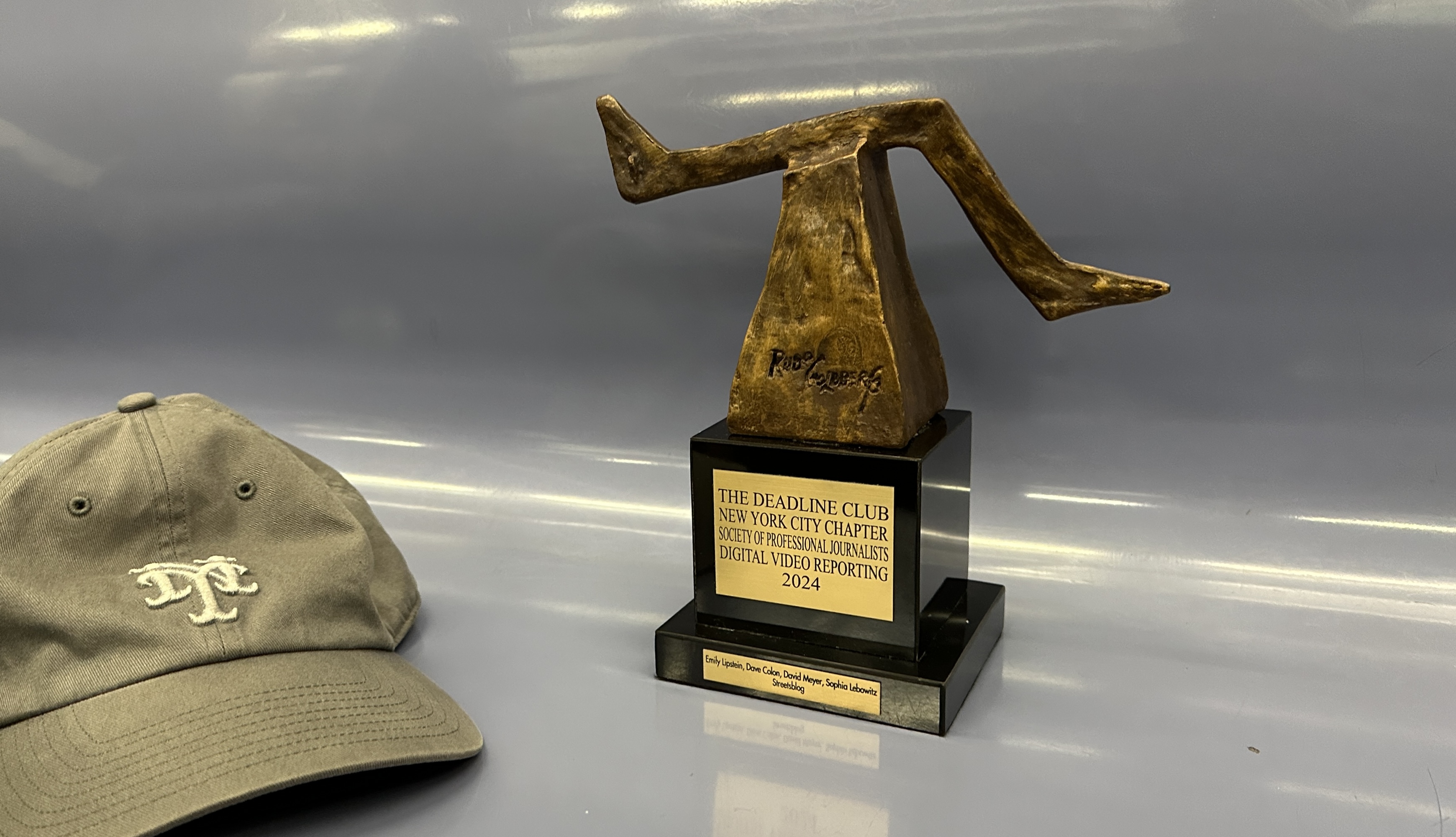Thursday's Headlines: Award Season Begins Edition - Streetsblog New York City