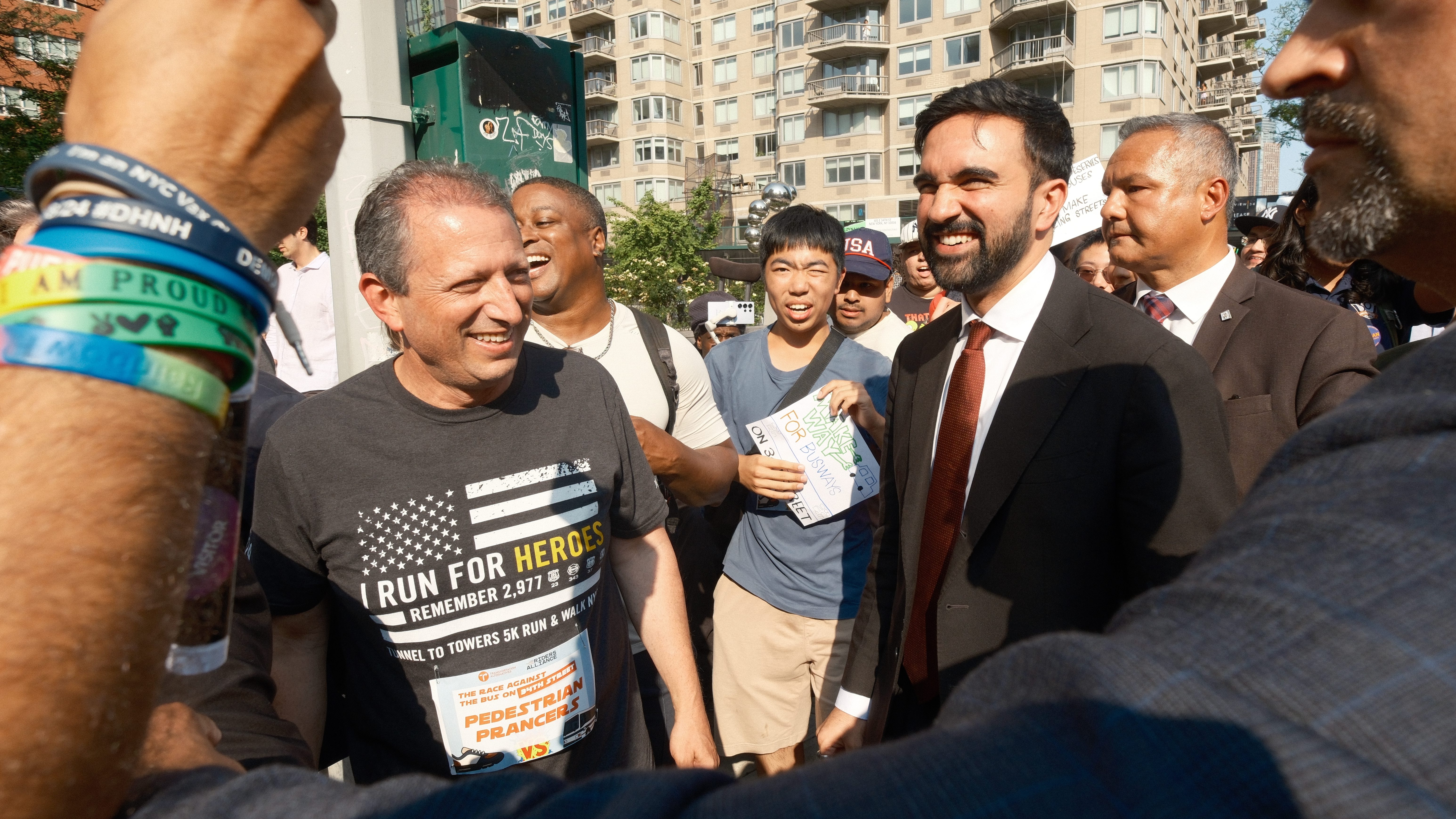 Team Pedestrian Trounces Team Bus in Annual 'Crosstown Bus