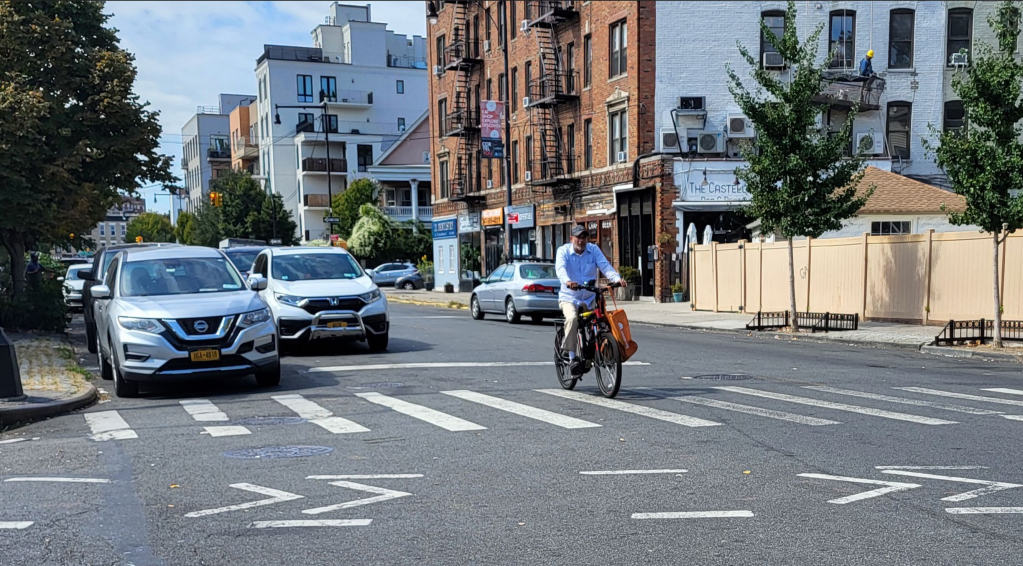 STATUS NO: DOT Backs Off Southern Brooklyn Bike Network