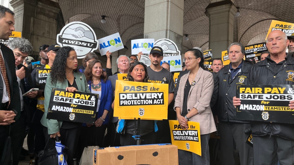 City Council Majority Backs Bill to Force Amazon to Hire Its Delivery Workers